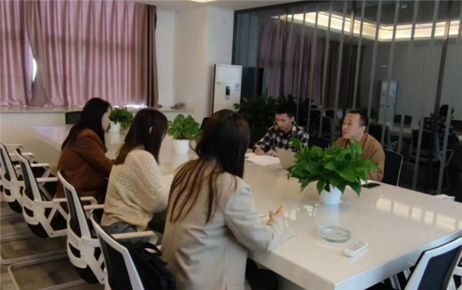 市古鎮(zhèn)投資公司召開報(bào)批報(bào)建最新政策學(xué)習(xí)專項(xiàng)會(huì)