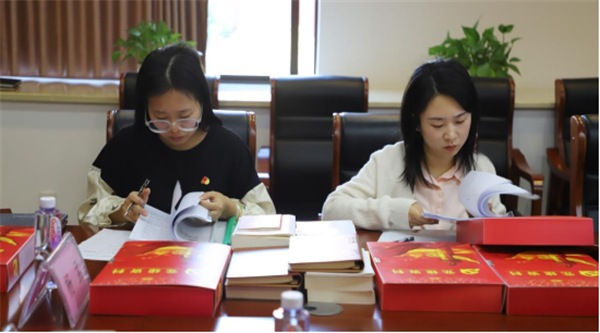市國資委領(lǐng)導(dǎo)帶隊(duì)指導(dǎo)推進(jìn)公司主題教育工作